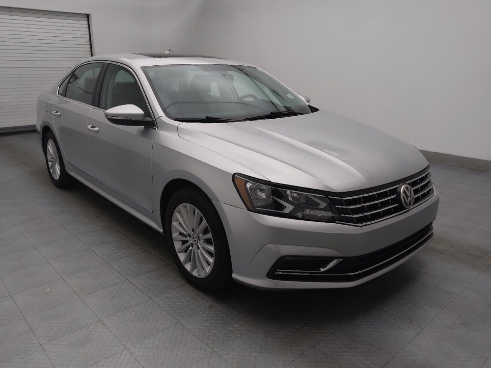 Used 2016 Volkswagen Passat 1.8T SE FWD image 13