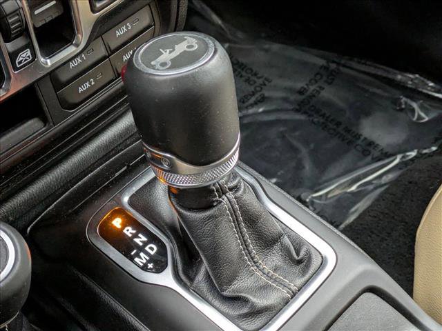 Used 2019 Jeep Wrangler Unlimited Sahara w/ Cold Weather Group image 12