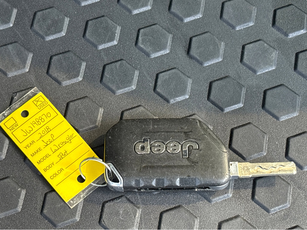 Used 2018 Jeep Wrangler Unlimited Sport image 26