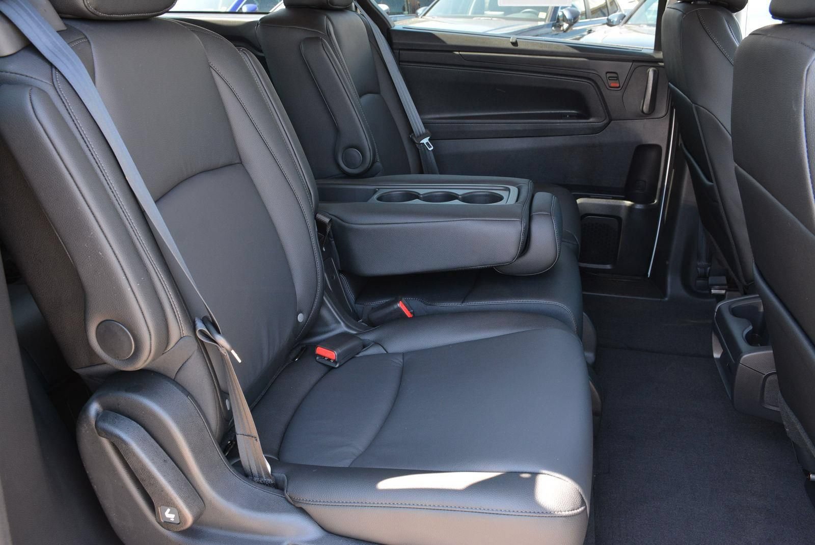 Used 2026 Honda Odyssey EX-L image 17