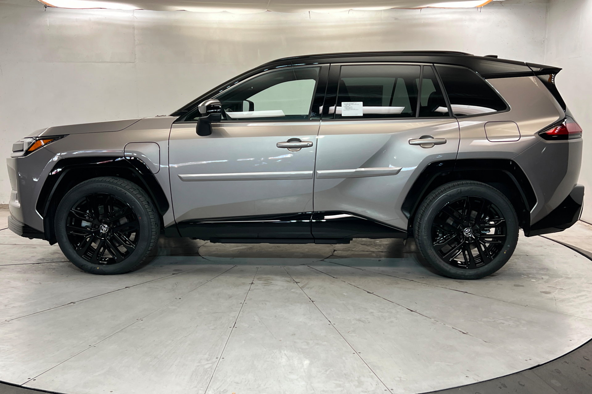 New 2026 Toyota RAV4 XSE AWD/4WD image 2