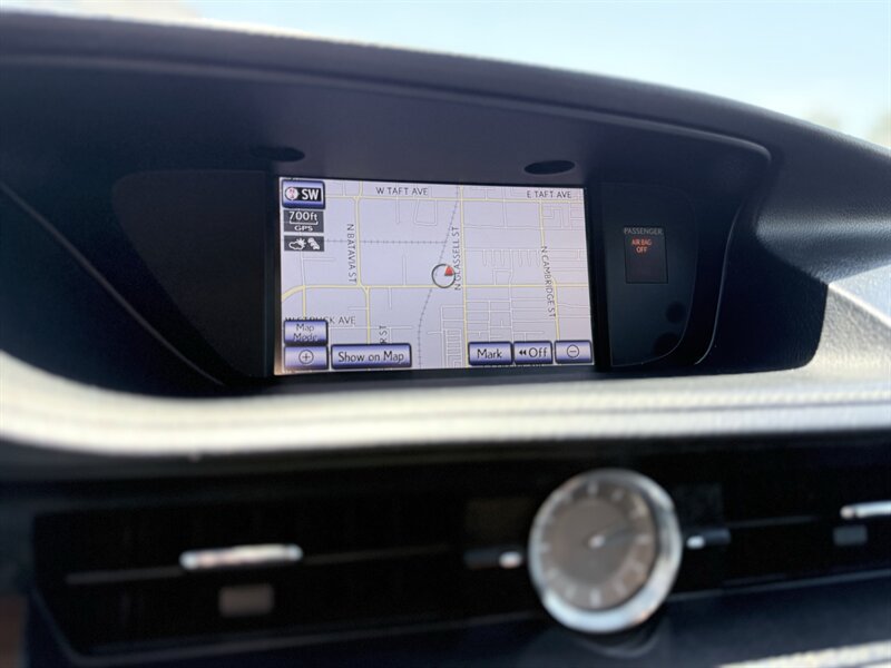 Used 2013 Lexus ES 350 w/ Premium Pkg FWD image 12