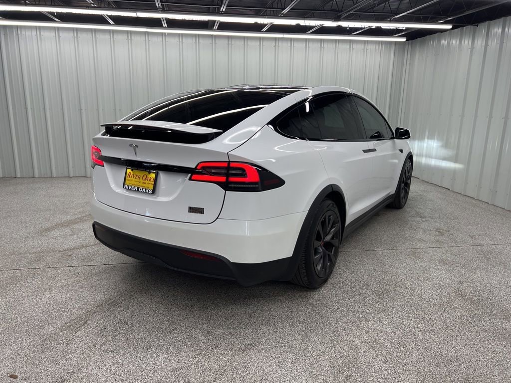 Used 2023 Tesla Model X Plaid image 6