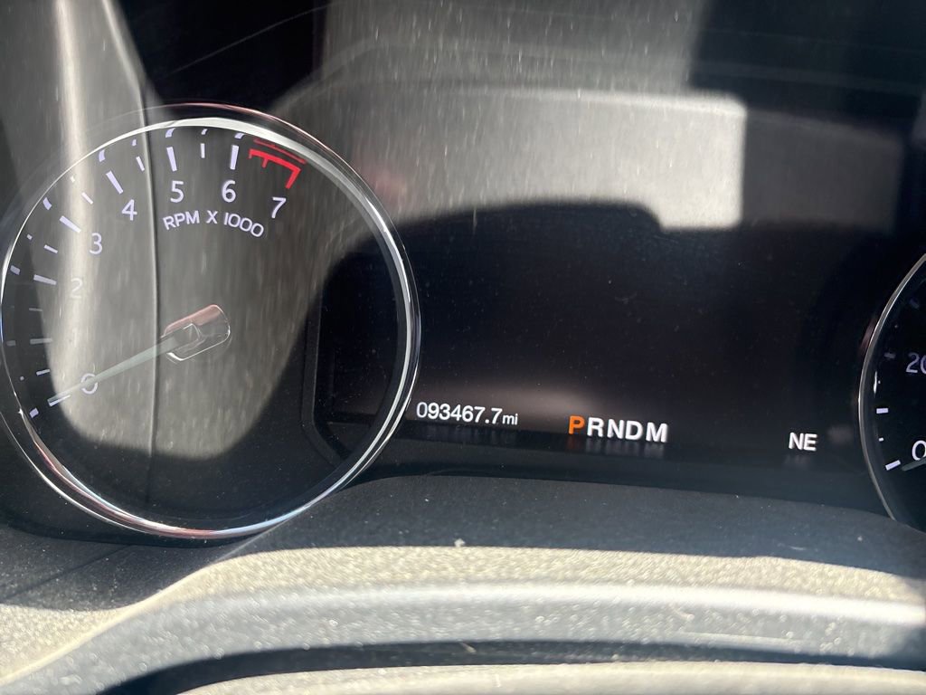 Used 2019 Ford Expedition Platinum image 5