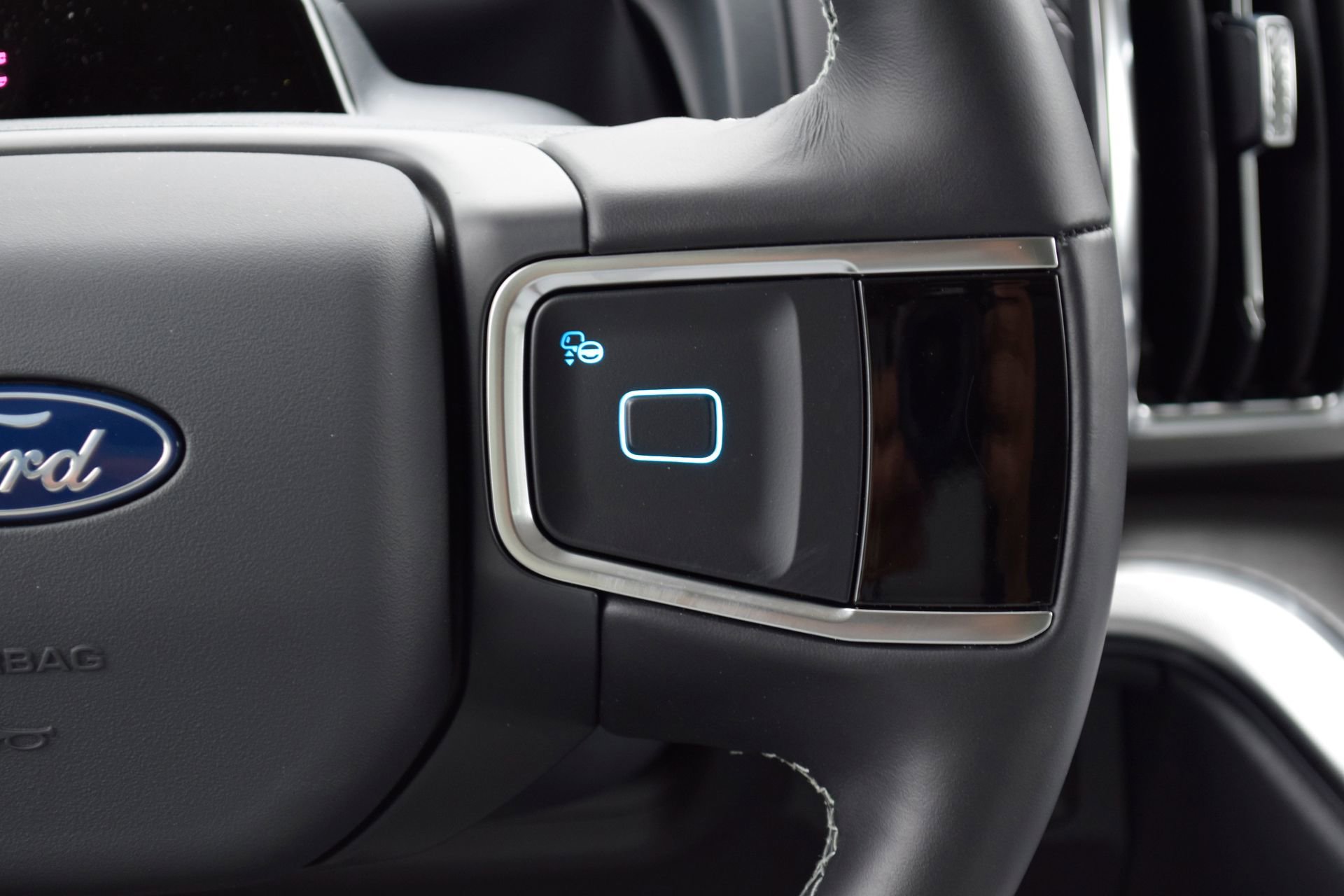 New 2026 Ford Expedition Platinum w/ Driver's Package image 10