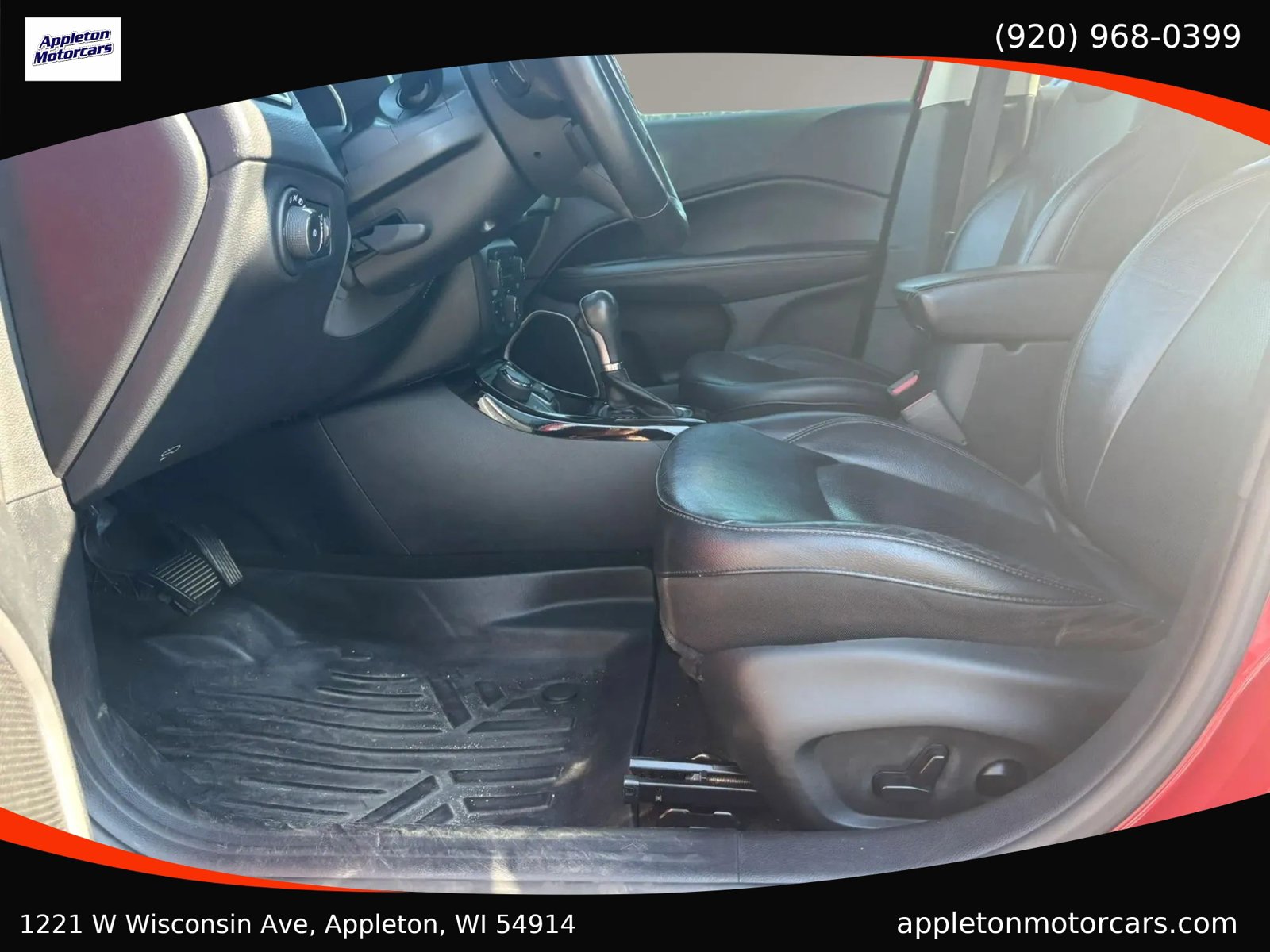 Used 2018 Jeep Compass Limited w/ Navigation Group AWD/4WD image 20
