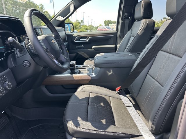 New 2026 Chevrolet Silverado 1500 High Country AWD/4WD image 9