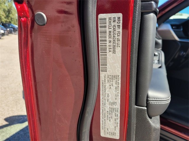 New 2025 Jeep Grand Cherokee Laredo X image 21