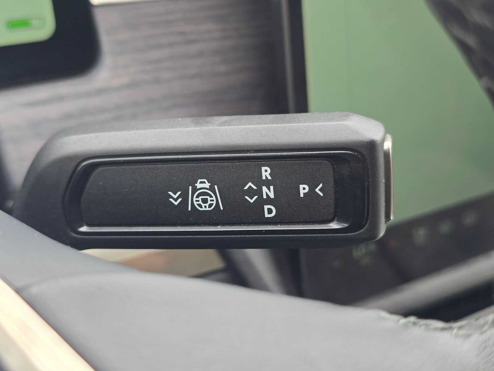 Used 2024 Rivian R1S Adventure AWD/4WD image 27