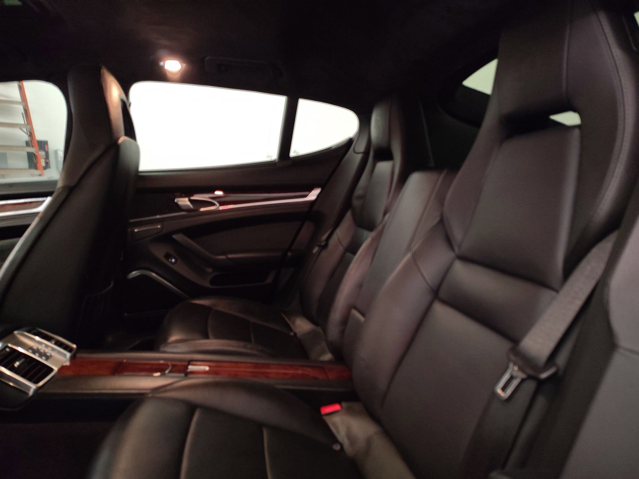 Used 2012 Porsche Panamera Turbo S image 27