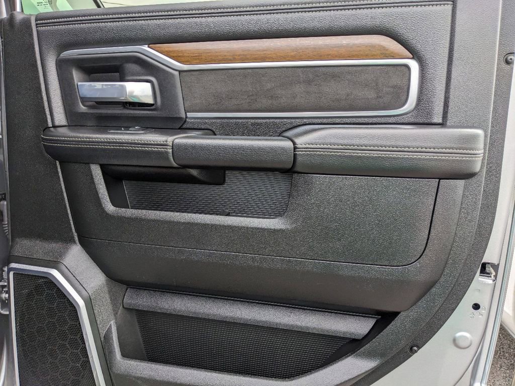 Used 2024 RAM 2500 Laramie image 17