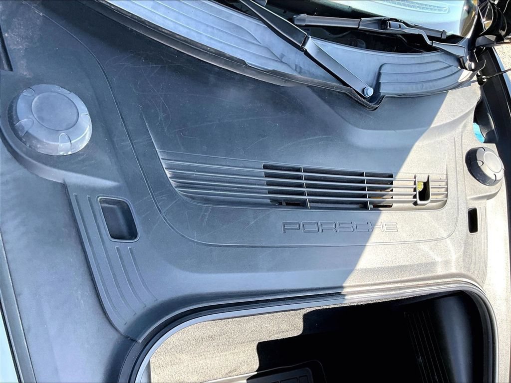 Certified 2018 Porsche 718 Cayman S RWD image 23