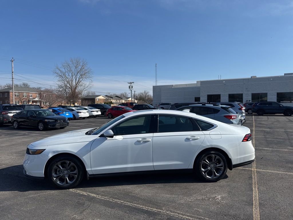 Certified 2023 Honda Accord EX image 8
