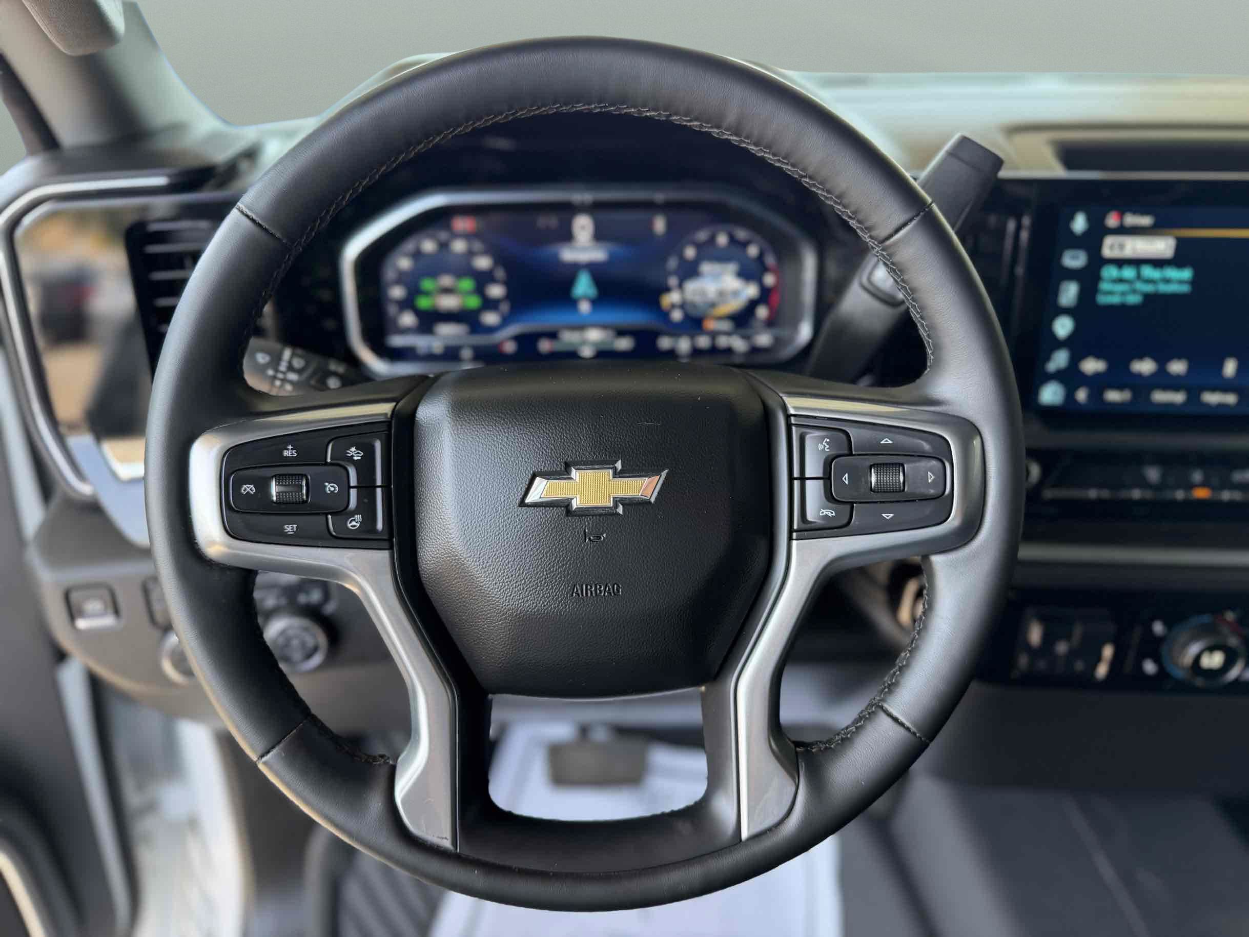 Used 2025 Chevrolet Silverado 2500 LT AWD/4WD image 18
