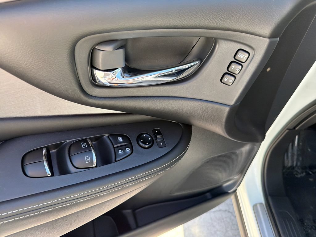 Certified 2024 Nissan Murano SL AWD/4WD image 20