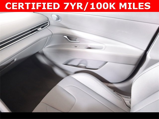 Used 2023 Hyundai Elantra SEL image 20