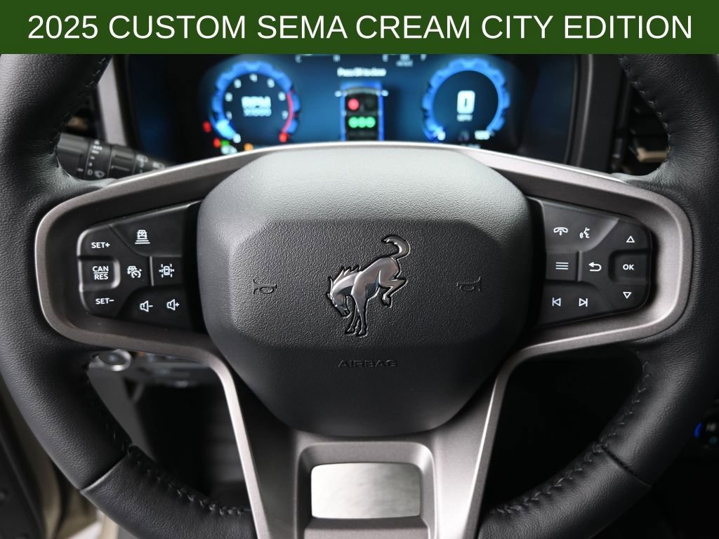 New 2025 Ford Bronco Badlands image 14