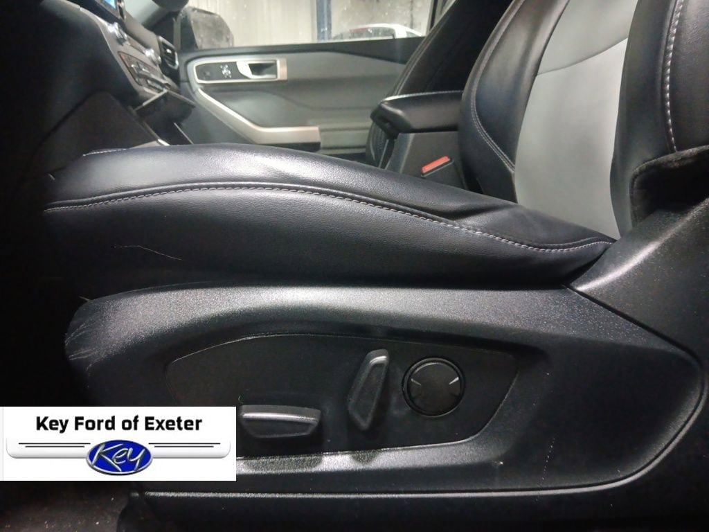 Certified 2023 Ford Explorer XLT w/ Equipment Group 202A image 17