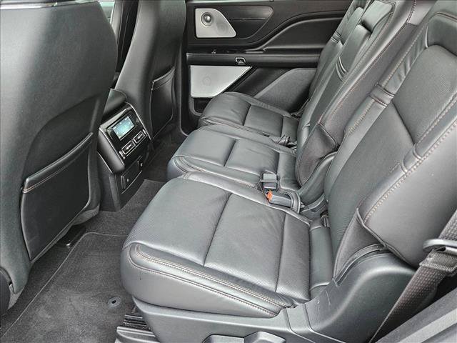 Used 2020 Lincoln Aviator Reserve w/ Equipment Group 201A AWD/4WD image 19