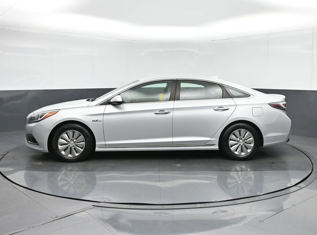 Used 2016 Hyundai Sonata SE image 4