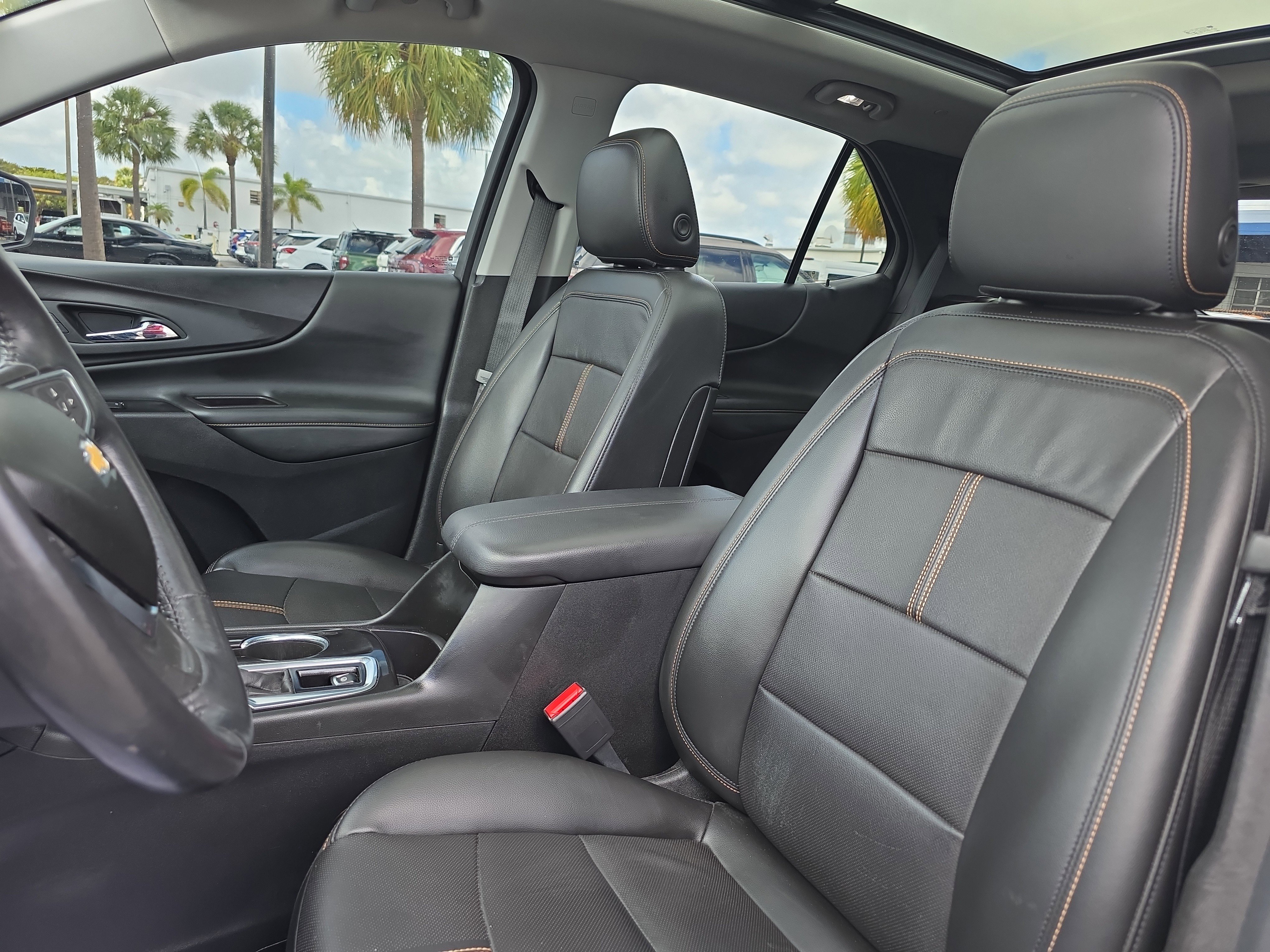 Used 2022 Chevrolet Equinox Premier FWD image 21