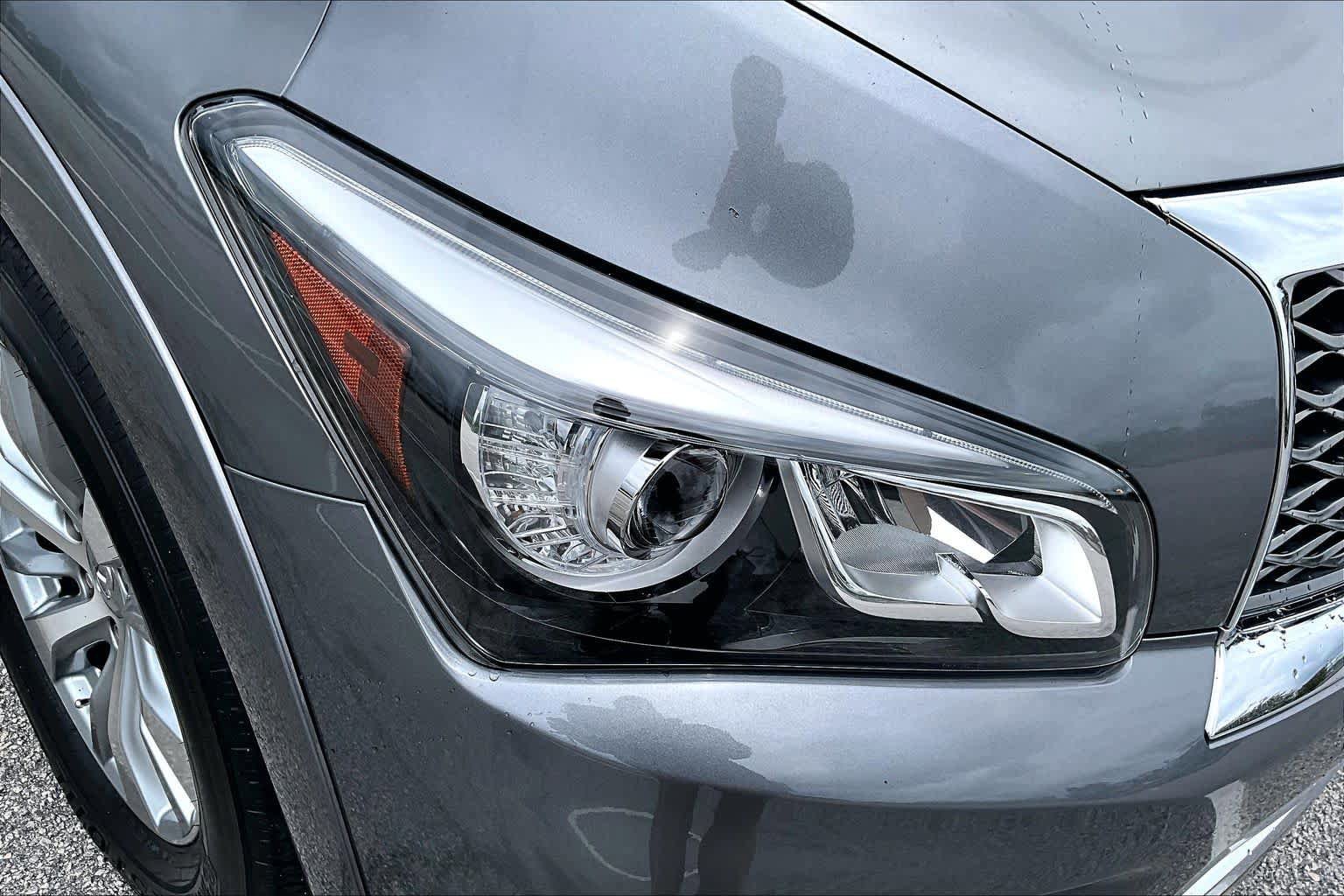 Used 2015 INFINITI QX80 4WD w/ Theater Package image 28