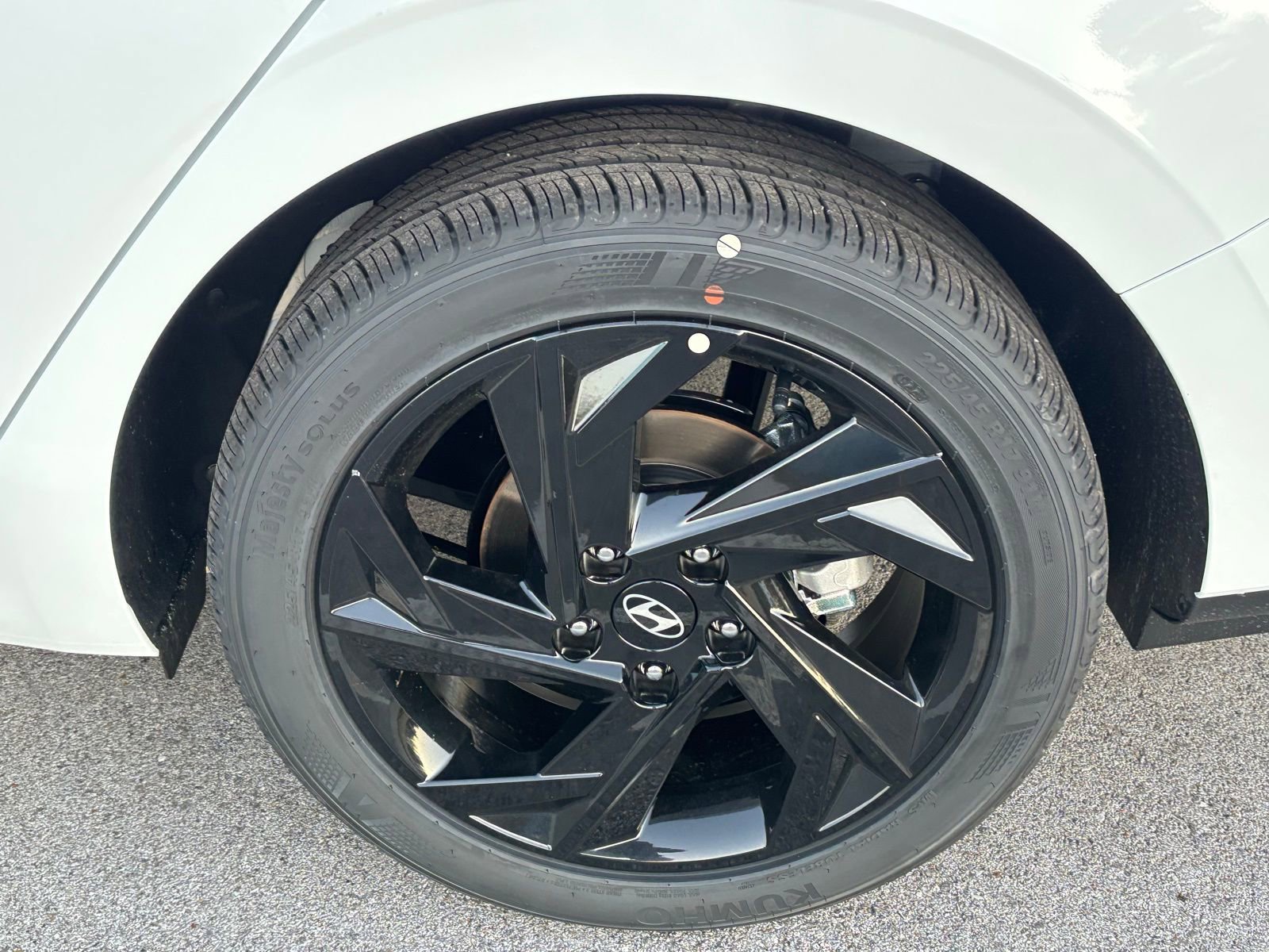 New 2026 Hyundai Elantra Sport image 9