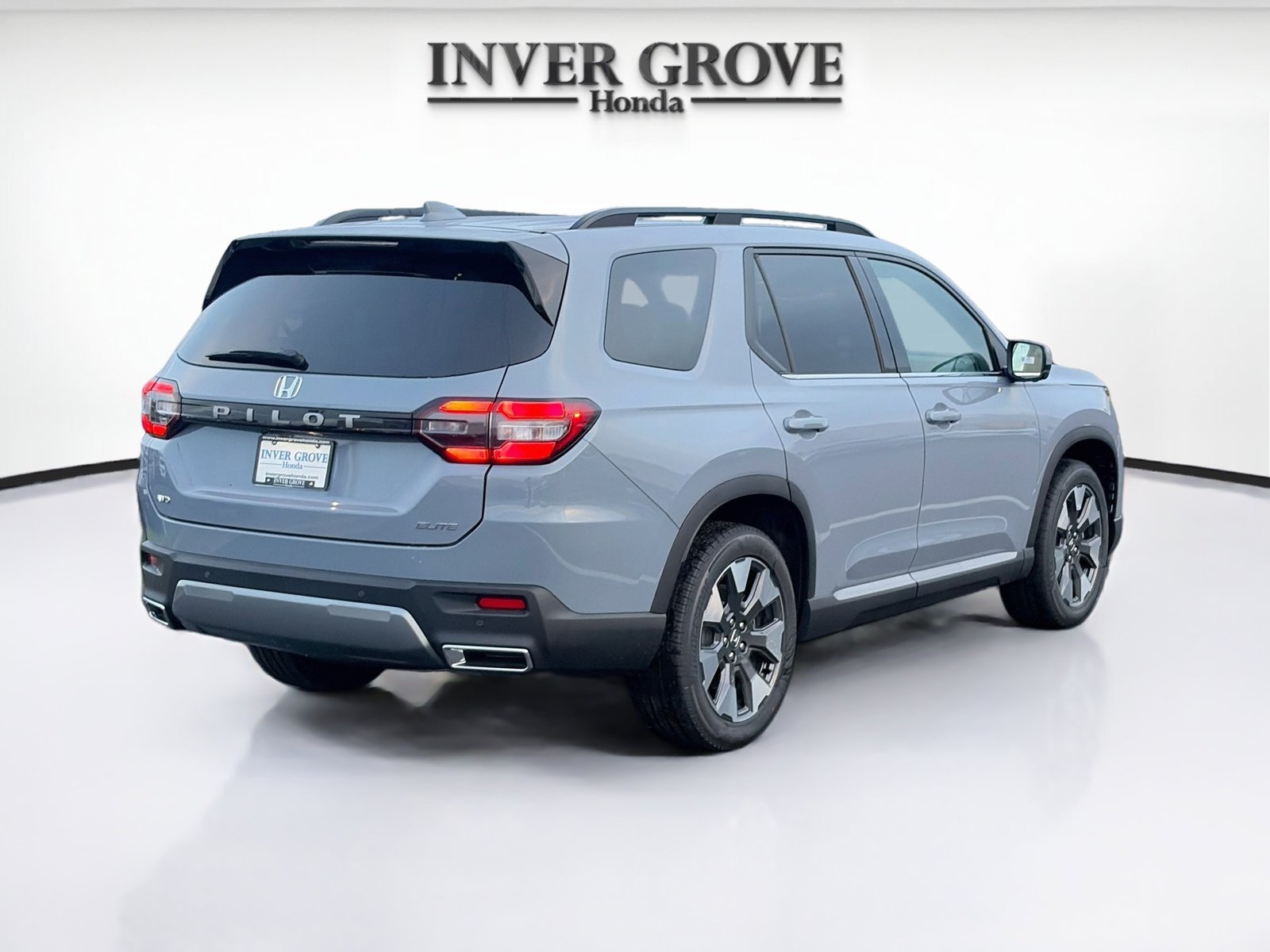 New 2026 Honda Pilot Elite image 2
