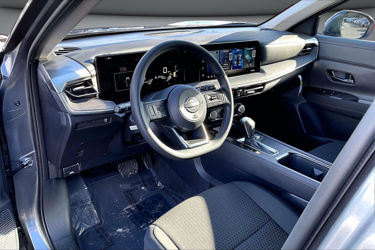 New 2026 Nissan Kicks S image 7
