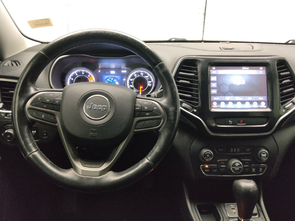 Used 2020 Jeep Cherokee Limited FWD image 22