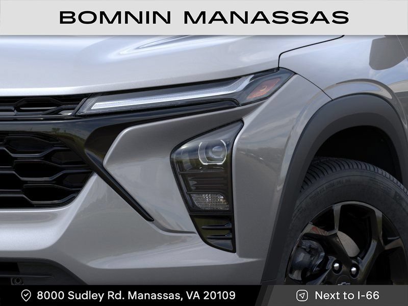 New 2026 Chevrolet Trax LT w/ Midnight Edition FWD image 10