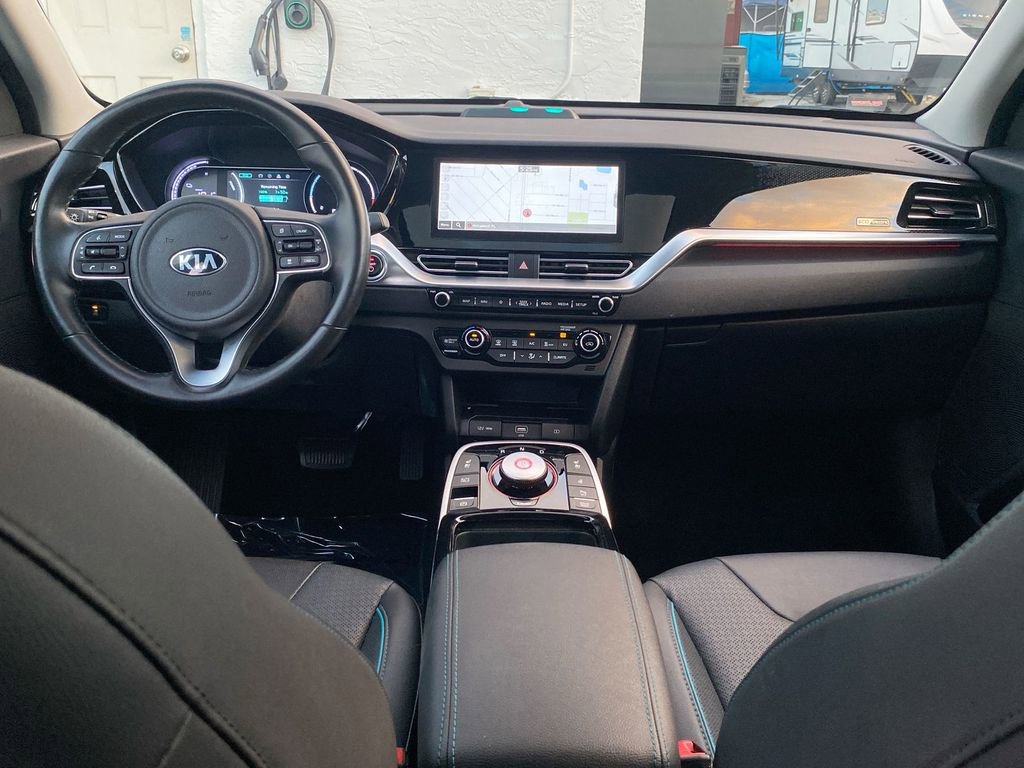 Used 2021 Kia Niro EX Premium w/ Cold Weather Package image 22
