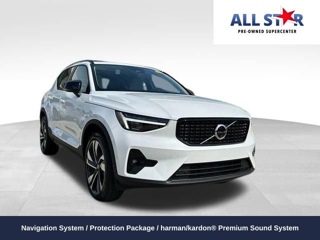 New 2025 Volvo XC40 B5 Ultra w/ Protection Package 360° Tour