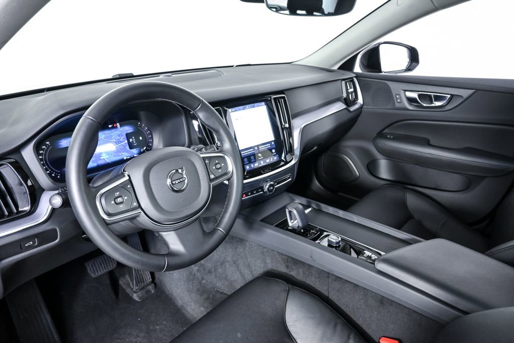 Certified 2025 Volvo S60 B5 Core AWD/4WD image 6