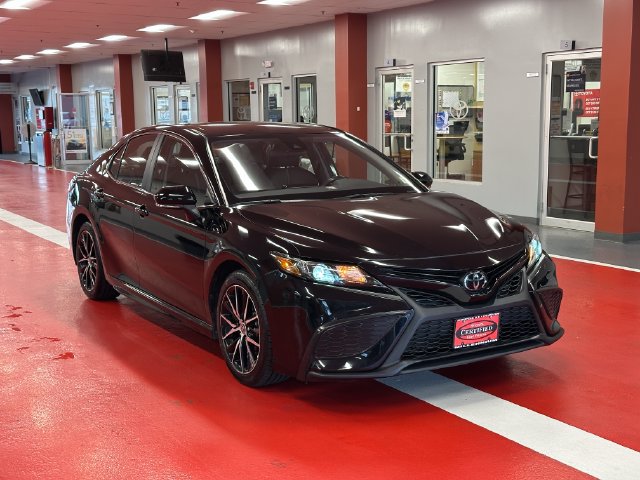 Certified 2023 Toyota Camry SE FWD image 2