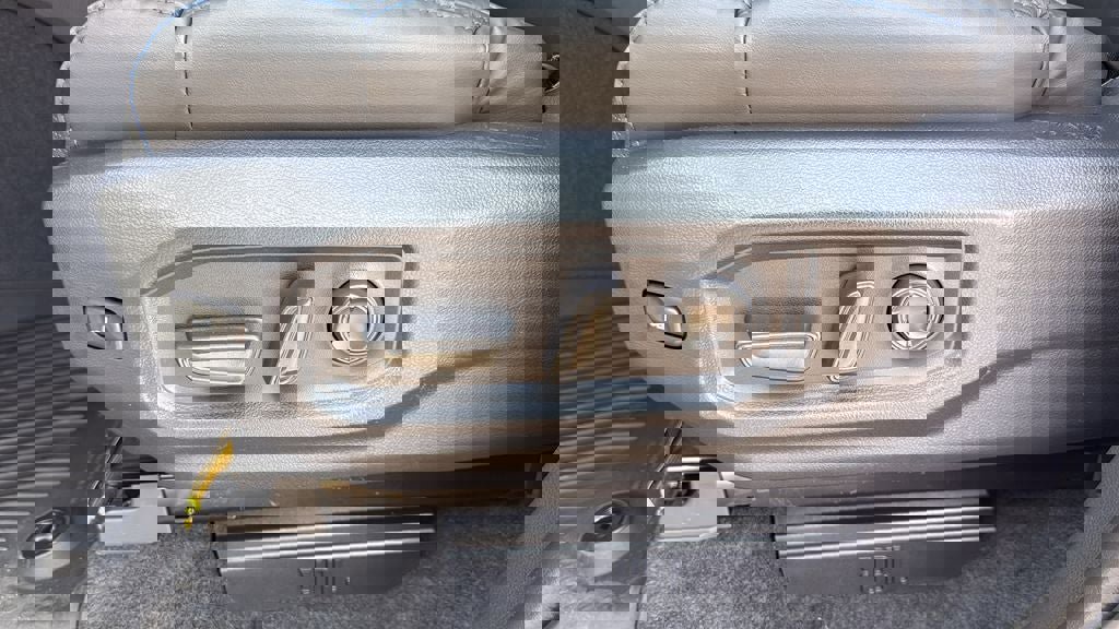 New 2026 Toyota Tundra Platinum image 14