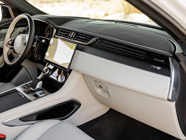 New 2026 Jaguar F-PACE R-Dynamic S AWD/4WD image 29