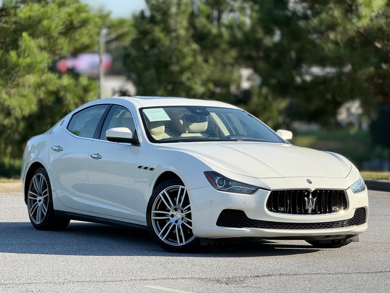 Used 2017 Maserati Ghibli S Q4 AWD/4WD image 13