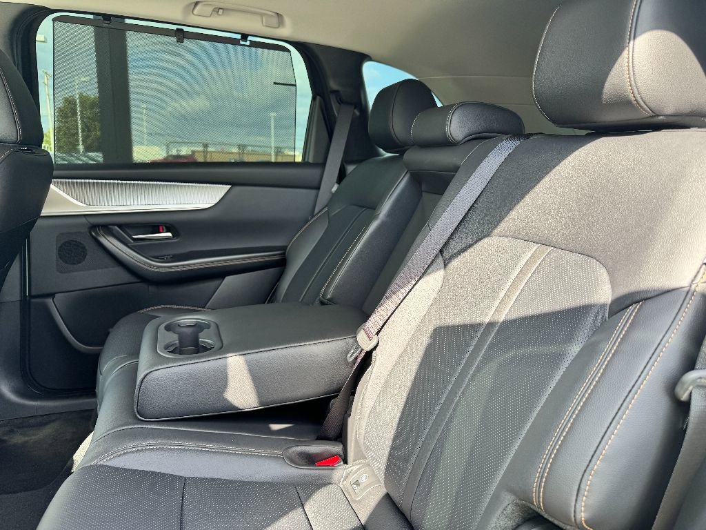 New 2025 MAZDA CX-70 3.3 Turbo w/ Preferred Package image 15