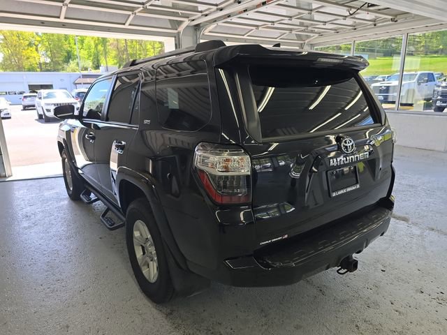 Used 2021 Toyota 4Runner SR5 AWD/4WD image 3
