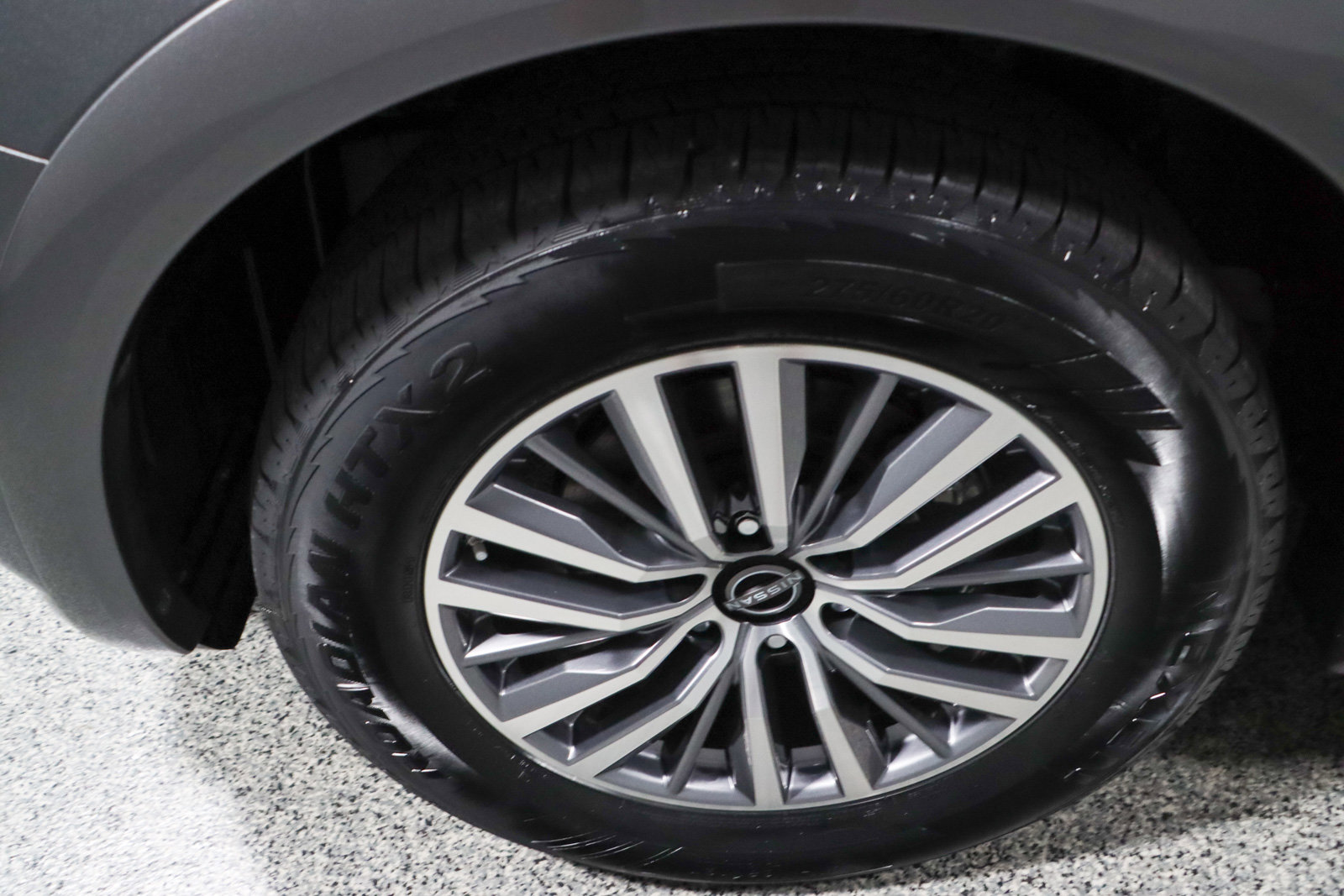 Used 2022 Nissan Armada SL w/ Captain's Chairs Package image 11