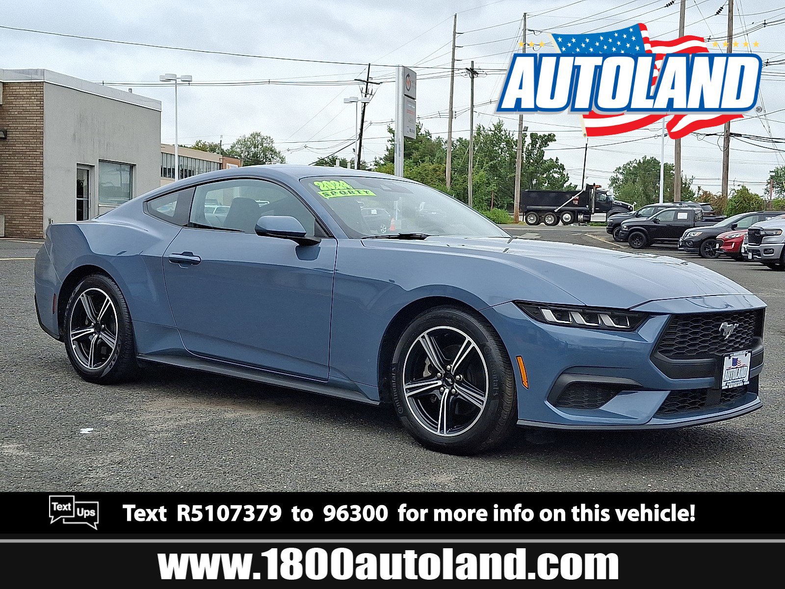 Used 2024 Ford Mustang Coupe image 1