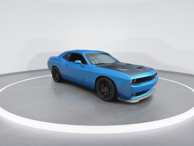 Used 2015 Dodge Challenger SRT Hellcat RWD image 2