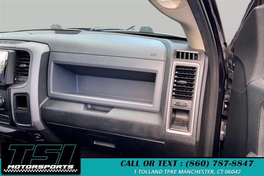 Used 2019 RAM 1500 Express w/ Express Value Package AWD/4WD image 16