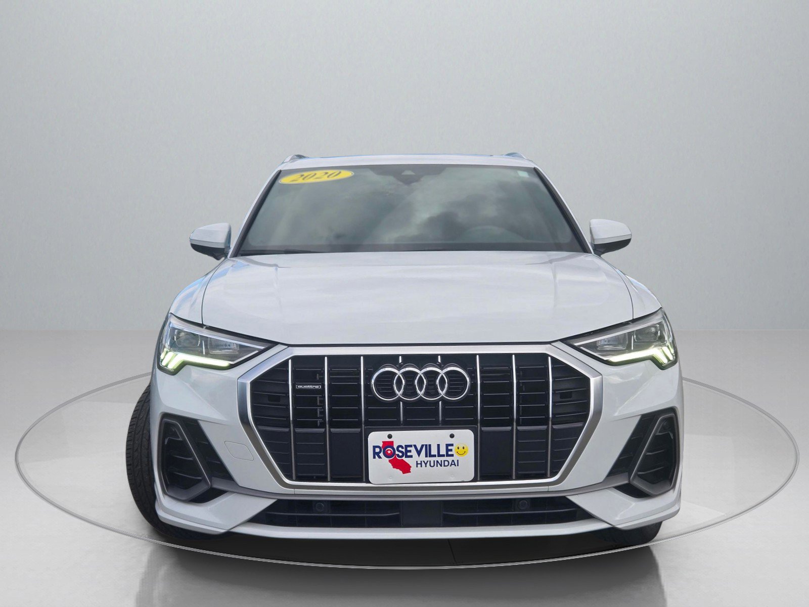 Used 2020 Audi Q3 2.0T Premium Plus w/ Premium Plus Package image 2