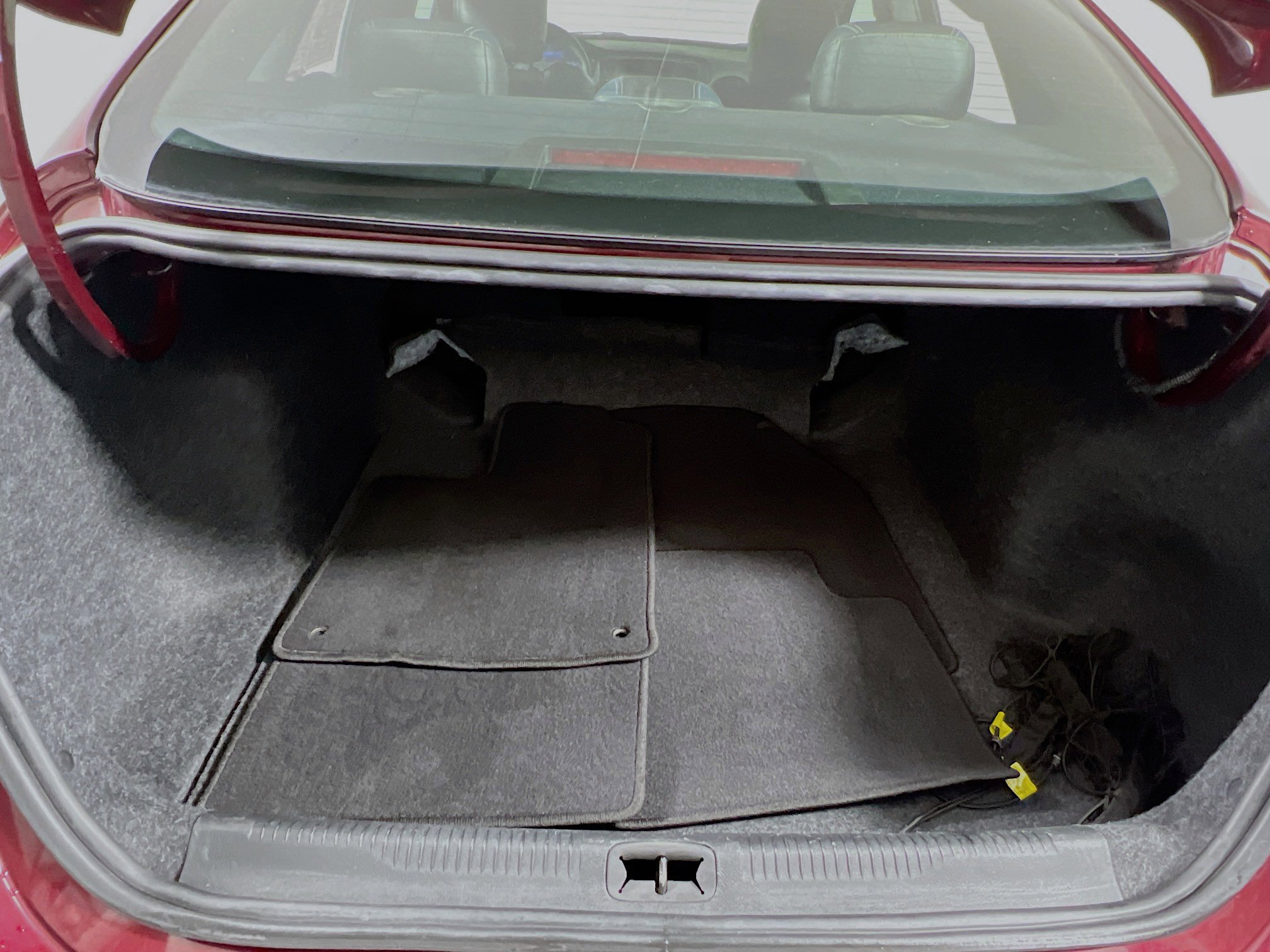 Used 2015 Chrysler 200 S w/ Navigation & Sound Group I FWD image 34