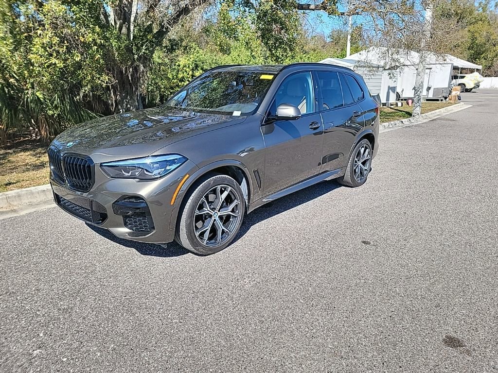 Used 2023 BMW X5 sDrive40i w/ M Sport Package image 1