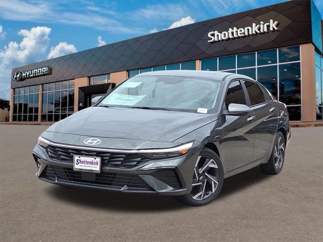New 2025 Hyundai Elantra Limited w/ Cargo Package
