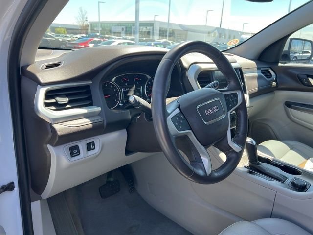 Used 2018 GMC Acadia SLT image 9