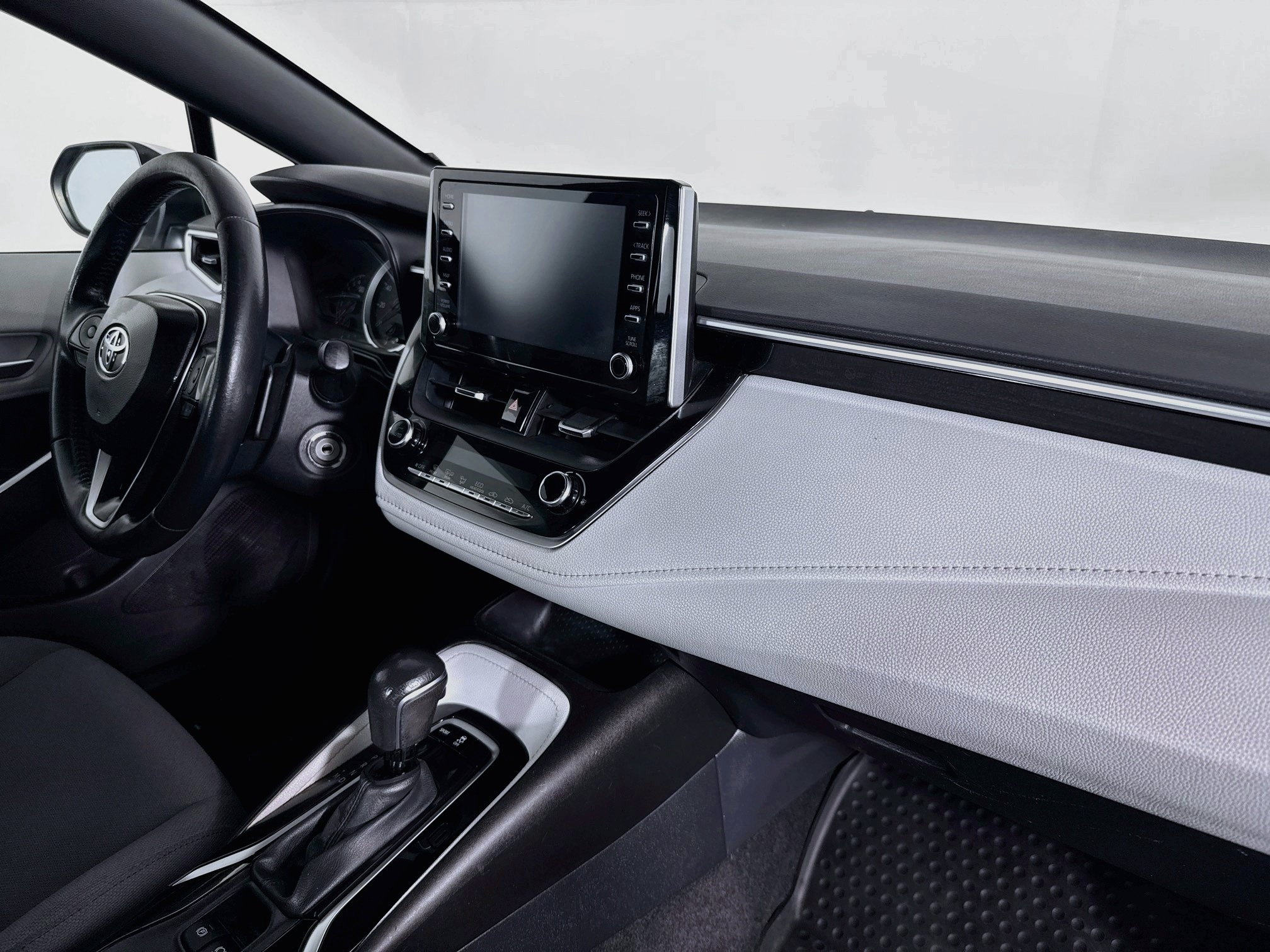 Used 2020 Toyota Corolla SE FWD image 49